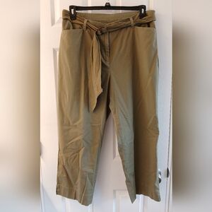 Jones New York Signature Olive Green Twill Pants Size 16W Cropped, Belt Included